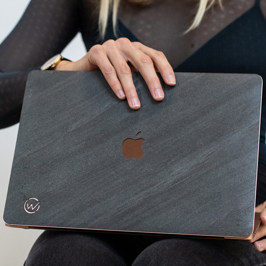 Cover Macbook en pierre black bean